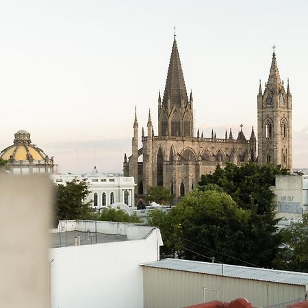 Ferienwohnung Loft Con Terraza Privada, Vista Al Expiatorio Guadalajara Exterior foto